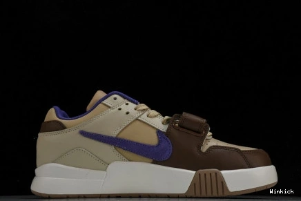 Travis Check The Scott FZ8117-900 x Jordan Cut 1122